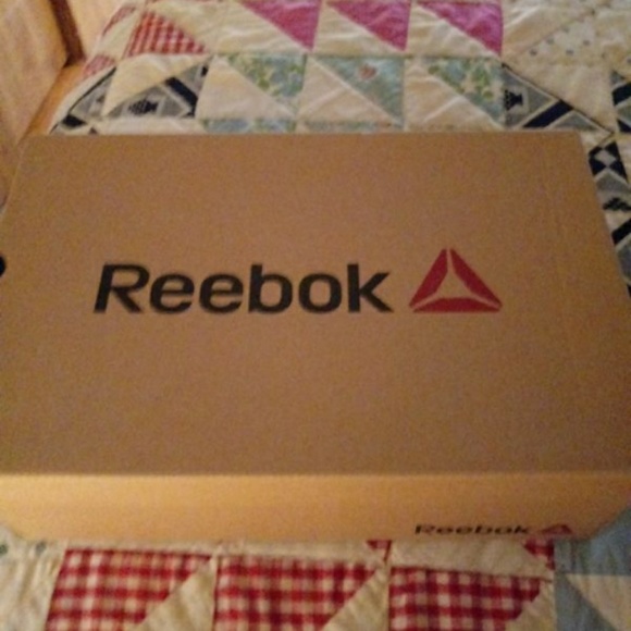 New rebock driftium size 13 running shoes - Picture 2 of 3